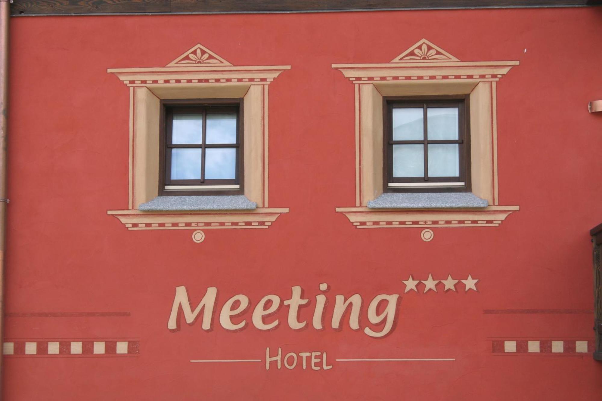 Hotel Meeting リヴィーニョ エクステリア 写真