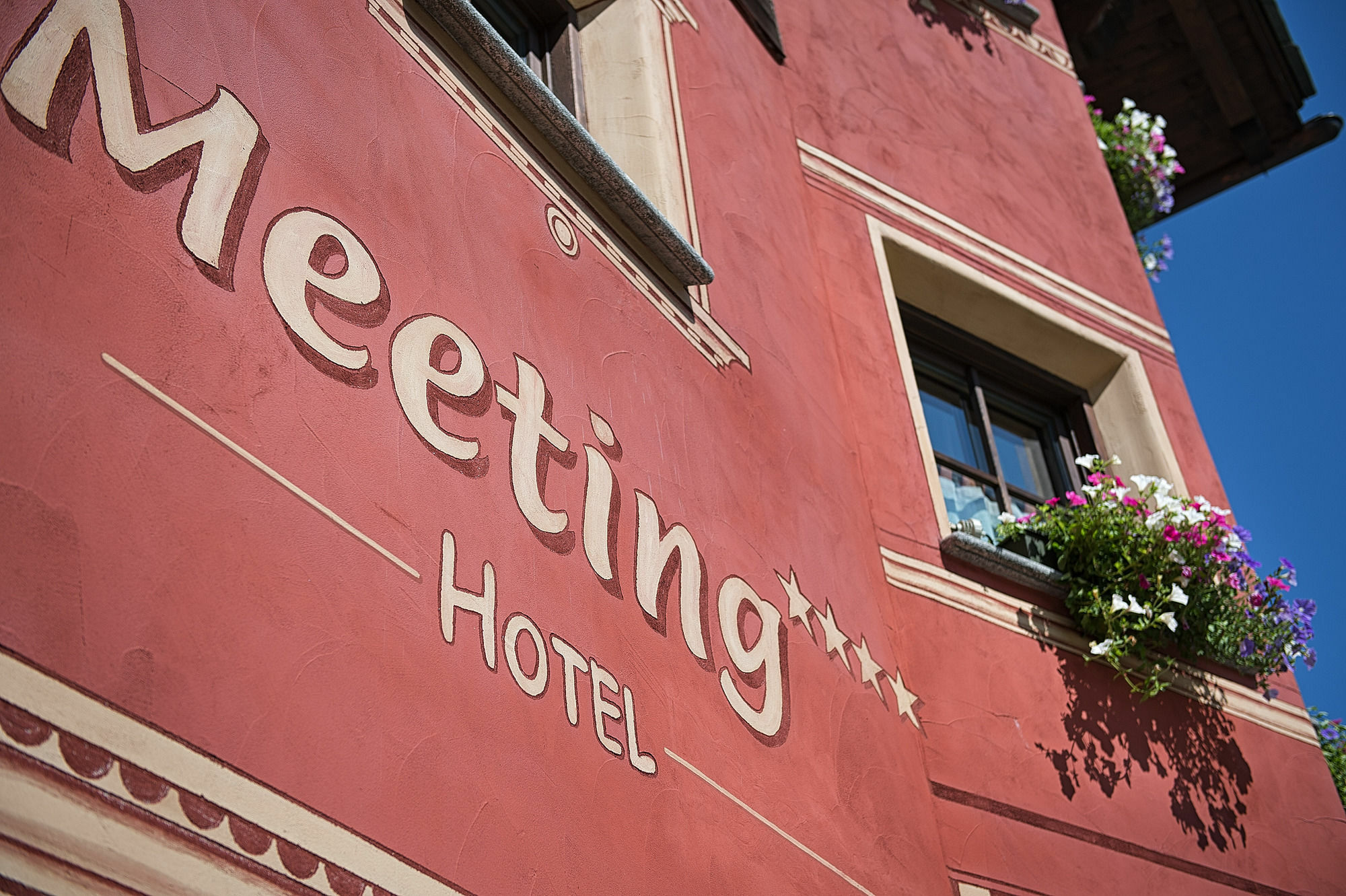 Hotel Meeting リヴィーニョ エクステリア 写真